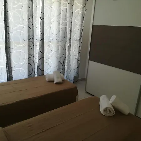 Let Me Host - Maisonette Coral Bay Apartamento