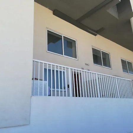 Let Me Host - Maisonette Coral Bay Apartment